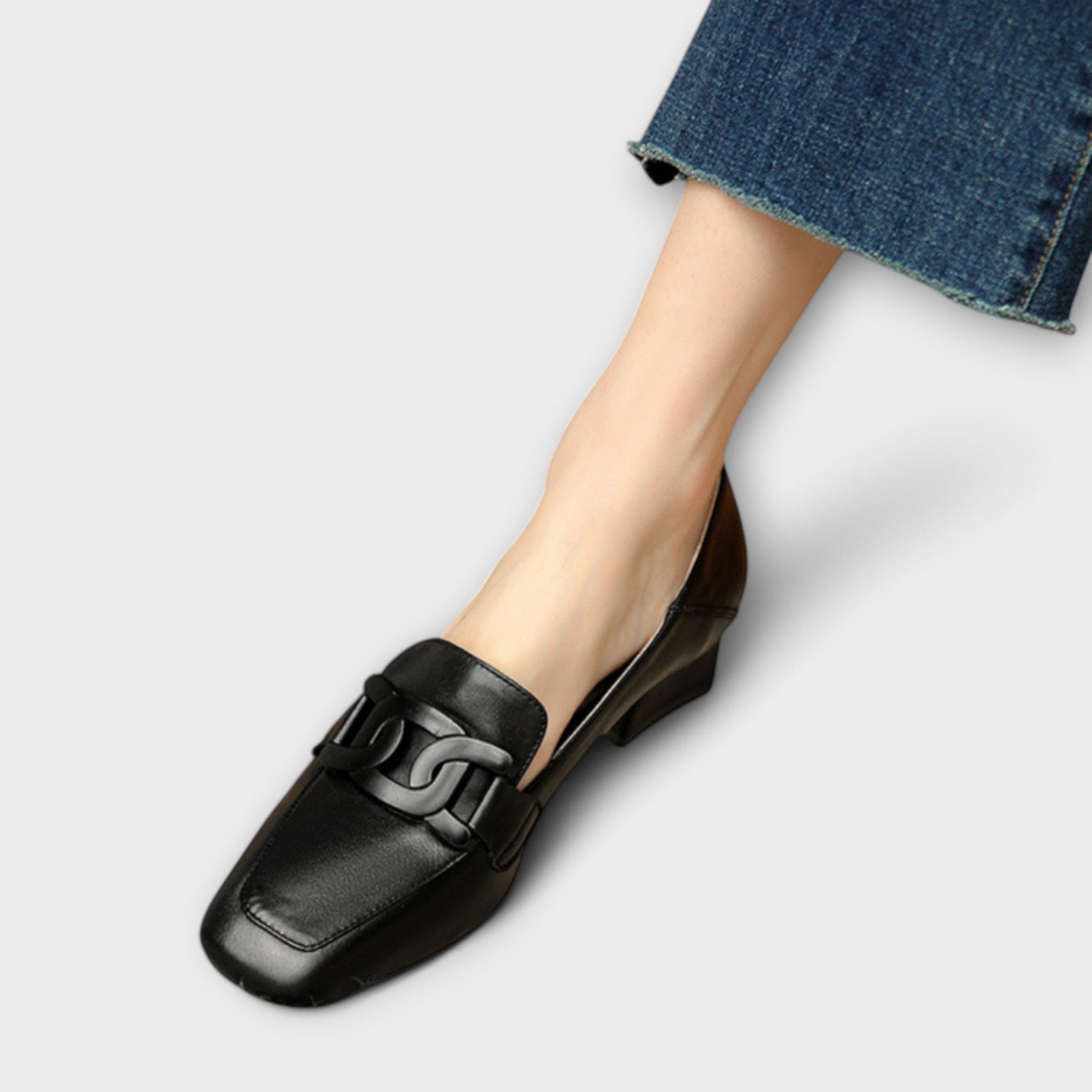 Monika | Elegant heeled loafers