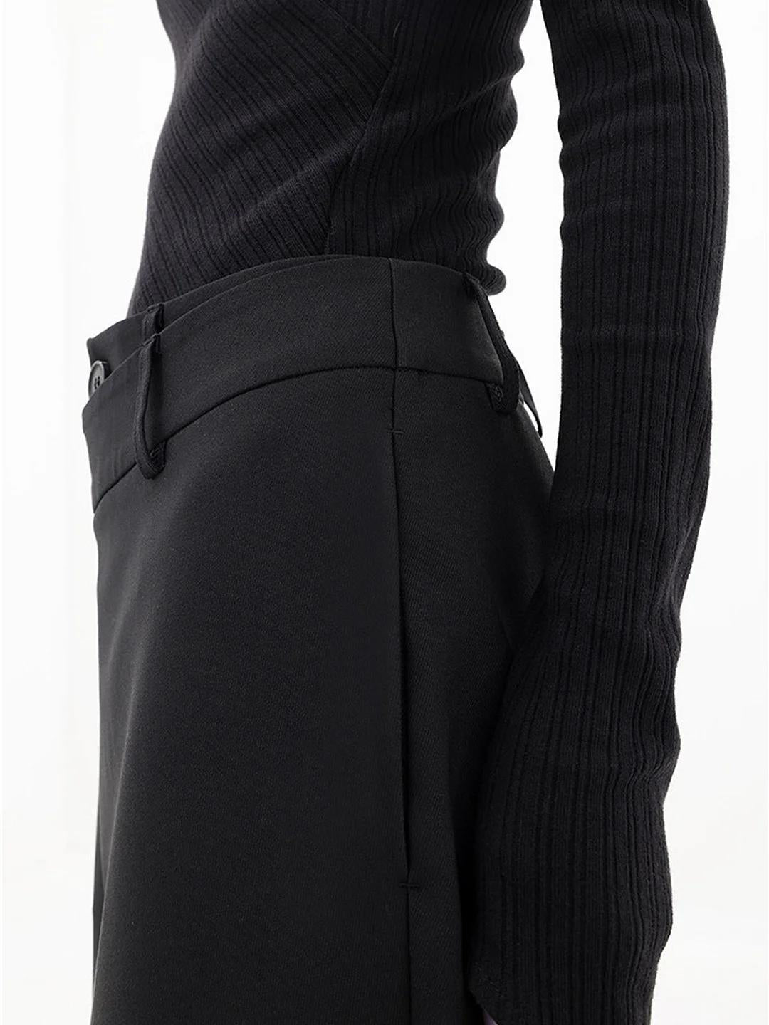 Cleo | Modern baggy trousers