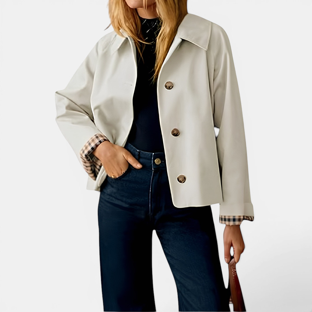 SOLVAINE™ – Plaid-Lined Cropped Trench Coat