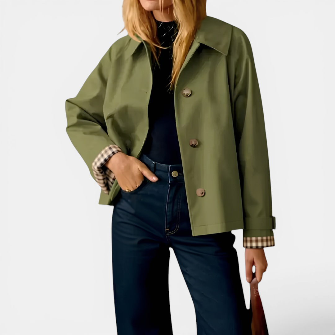 SOLVAINE™ – Plaid-Lined Cropped Trench Coat