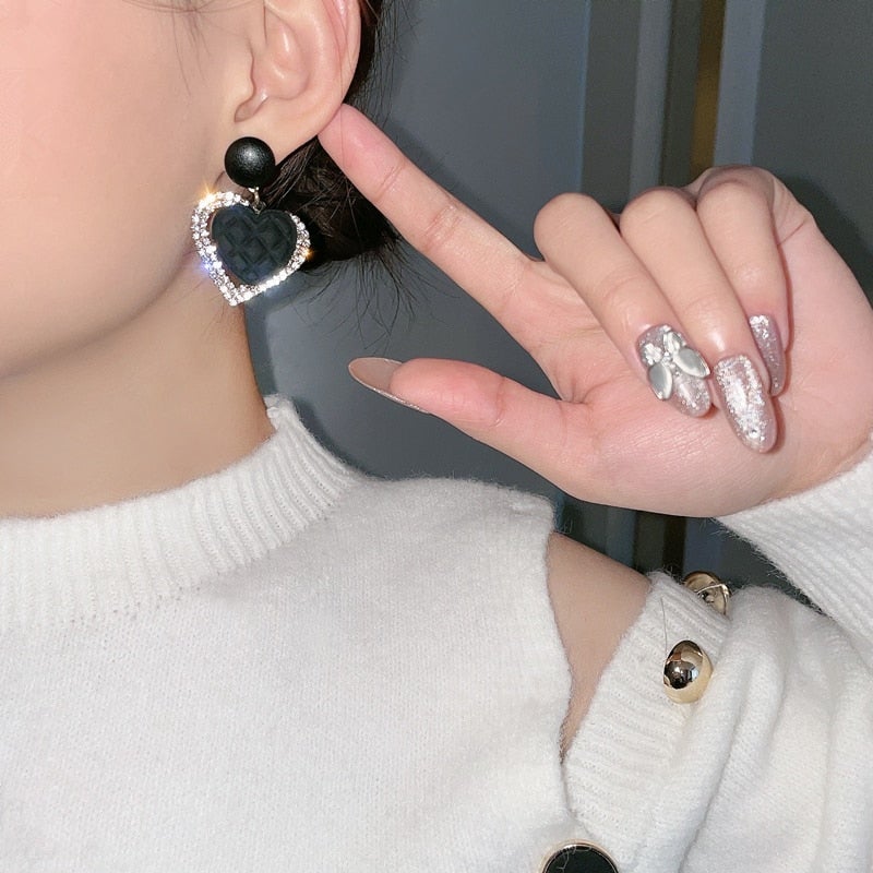 Black & Gold Heart-Shaped Earrings