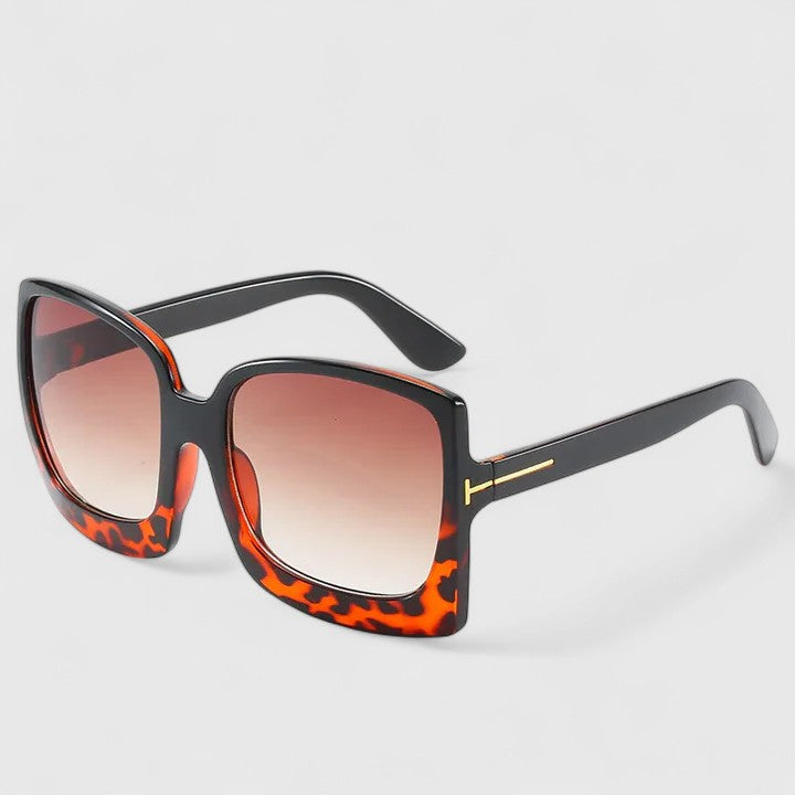 Kynzlee | Elegant Sunglasses