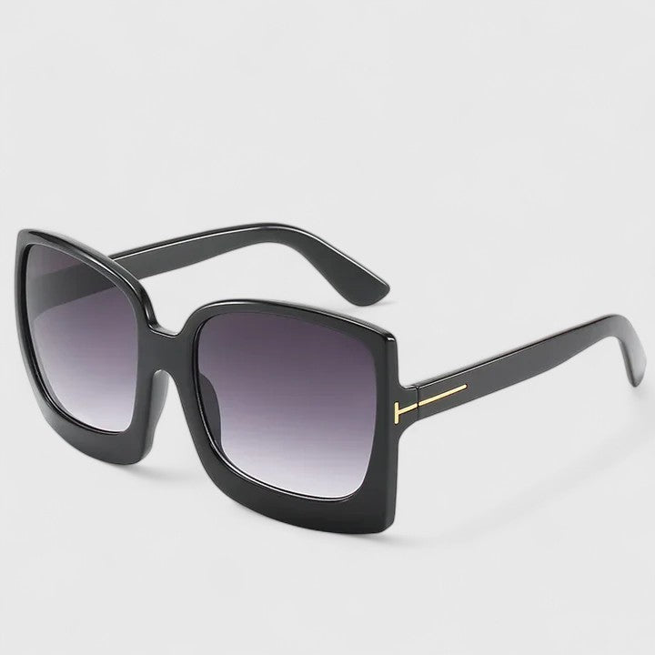 Kynzlee | Elegant Sunglasses