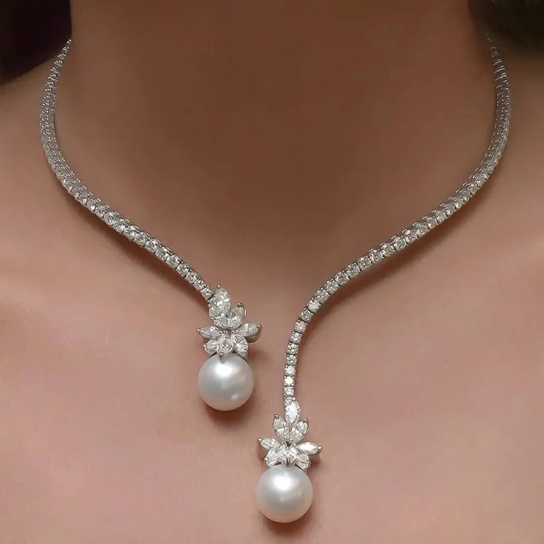 Petra | Elegant Sterling Silver Pearl Necklace