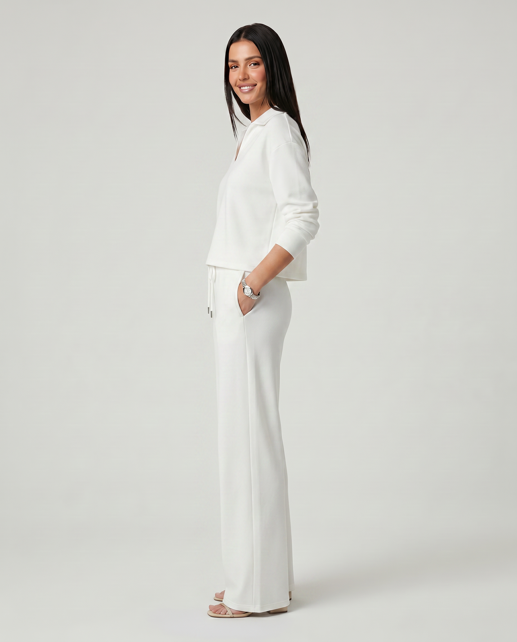 Sofia Bellini | Relaxed Lounge Set For Women