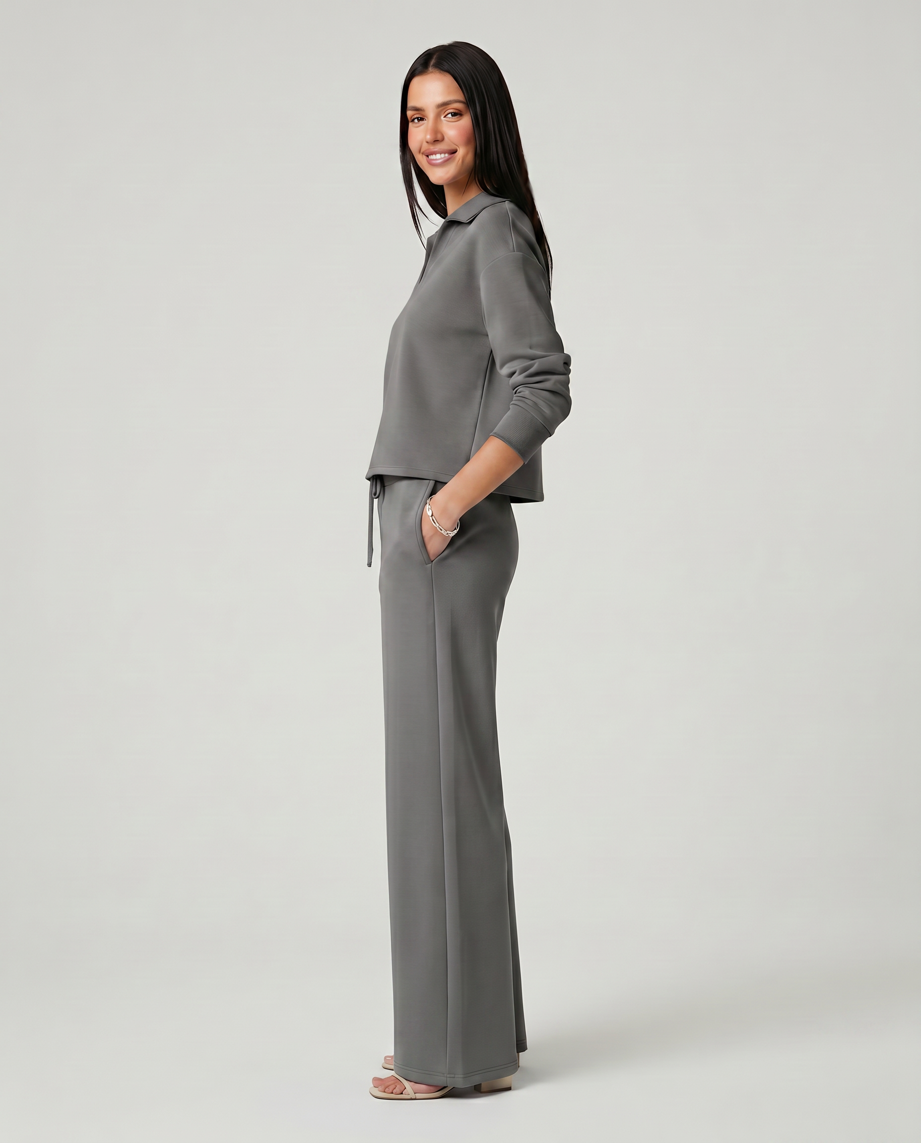Sofia Bellini | Relaxed Lounge Set For Women
