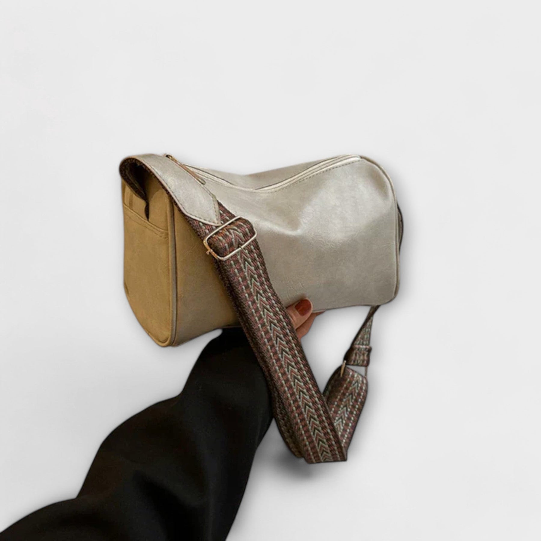 Xylo | Elegant Vintage Crossbody Bag
