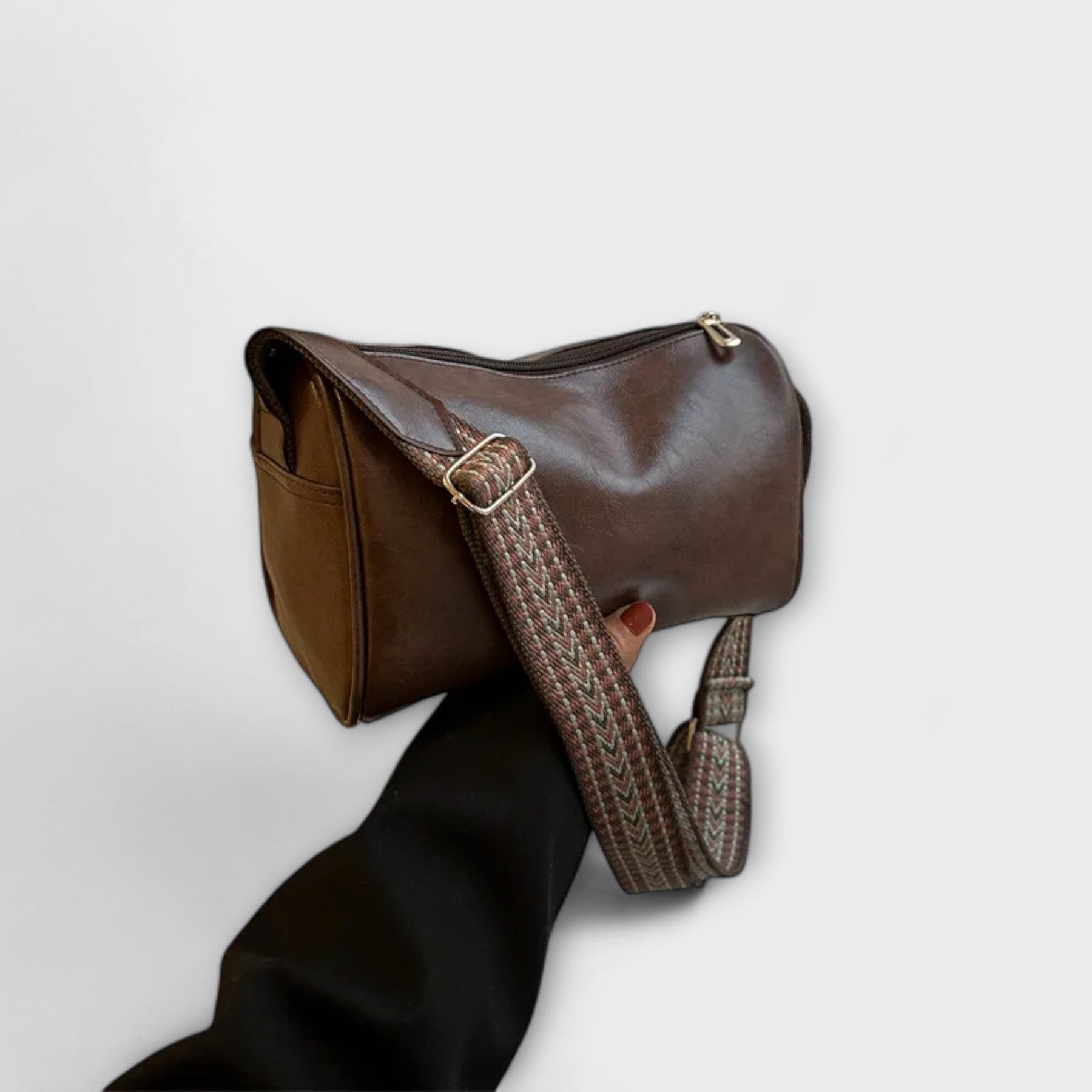 Xylo | Elegant Vintage Crossbody Bag