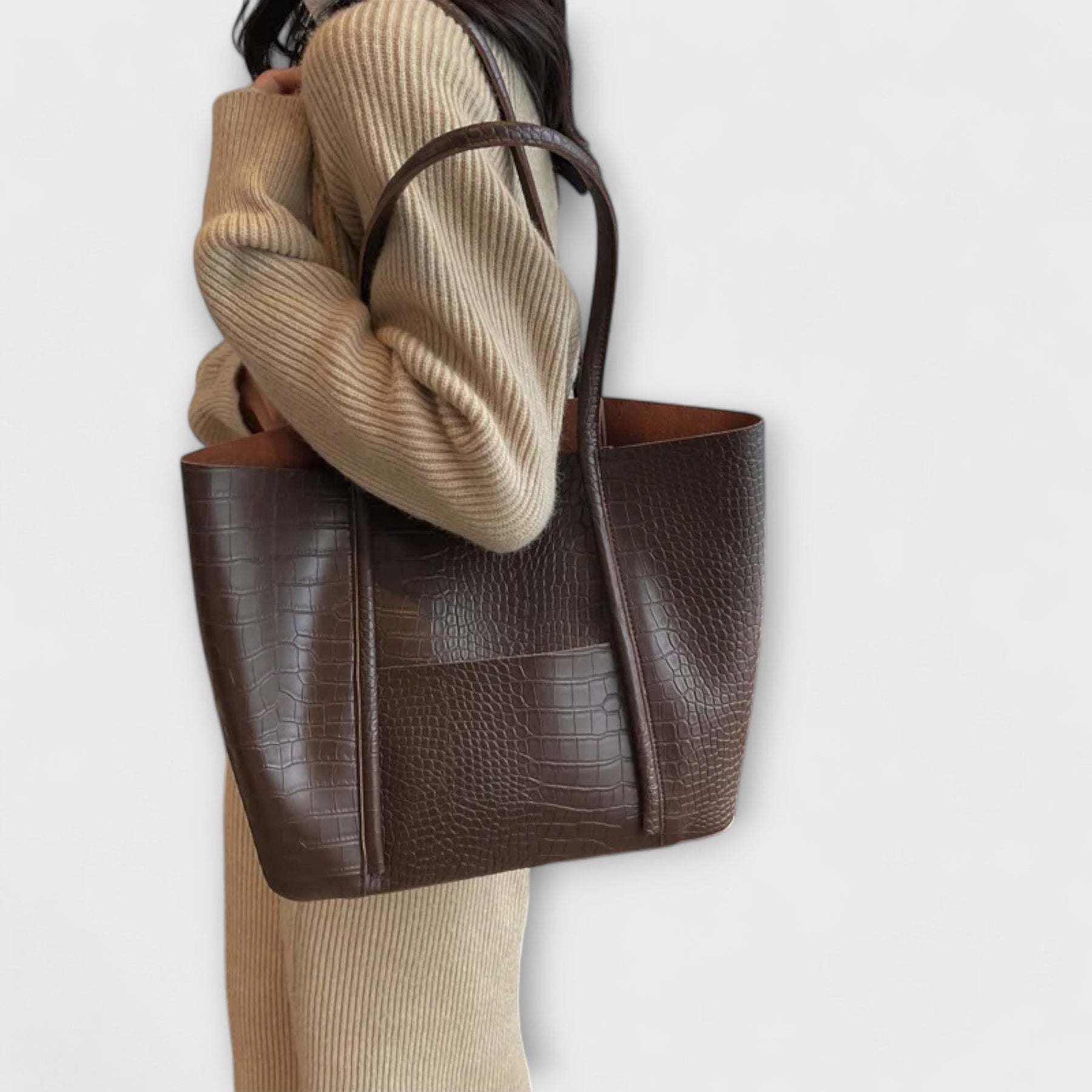 Kaelen | Elegant Leather Handbag
