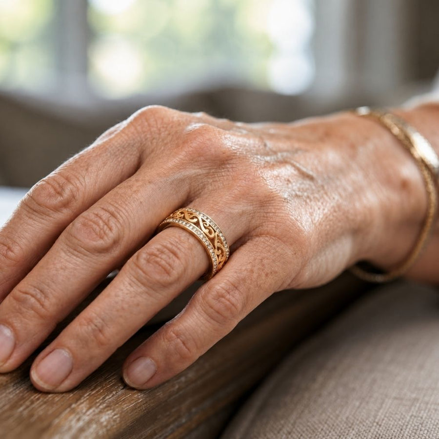 Shiny Hollow Gold Ring