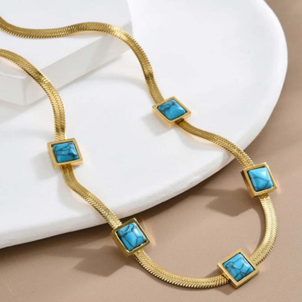 Vionelle Coastline Gold Necklace