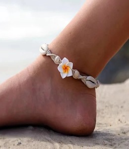 Vintage White Blossom Ankle Bracelet